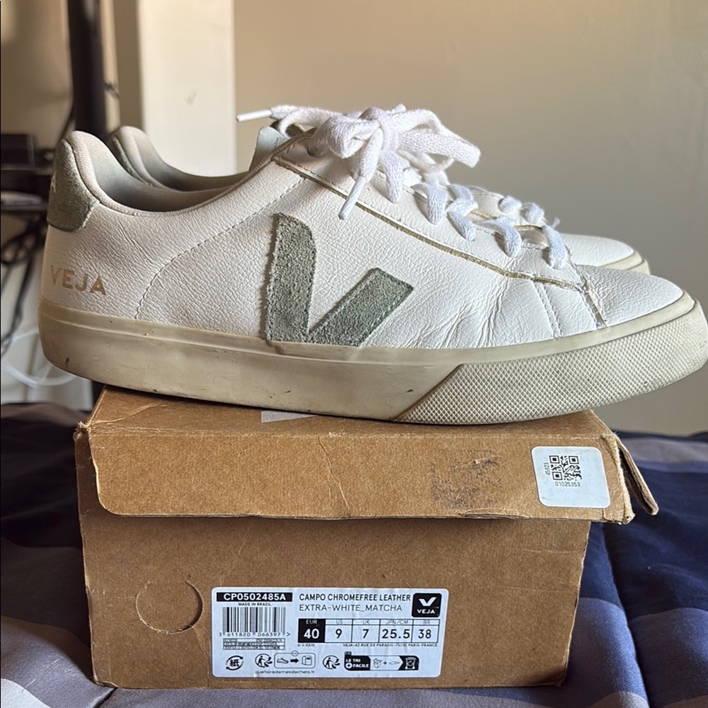 Veja White Sneakers size size 9 women